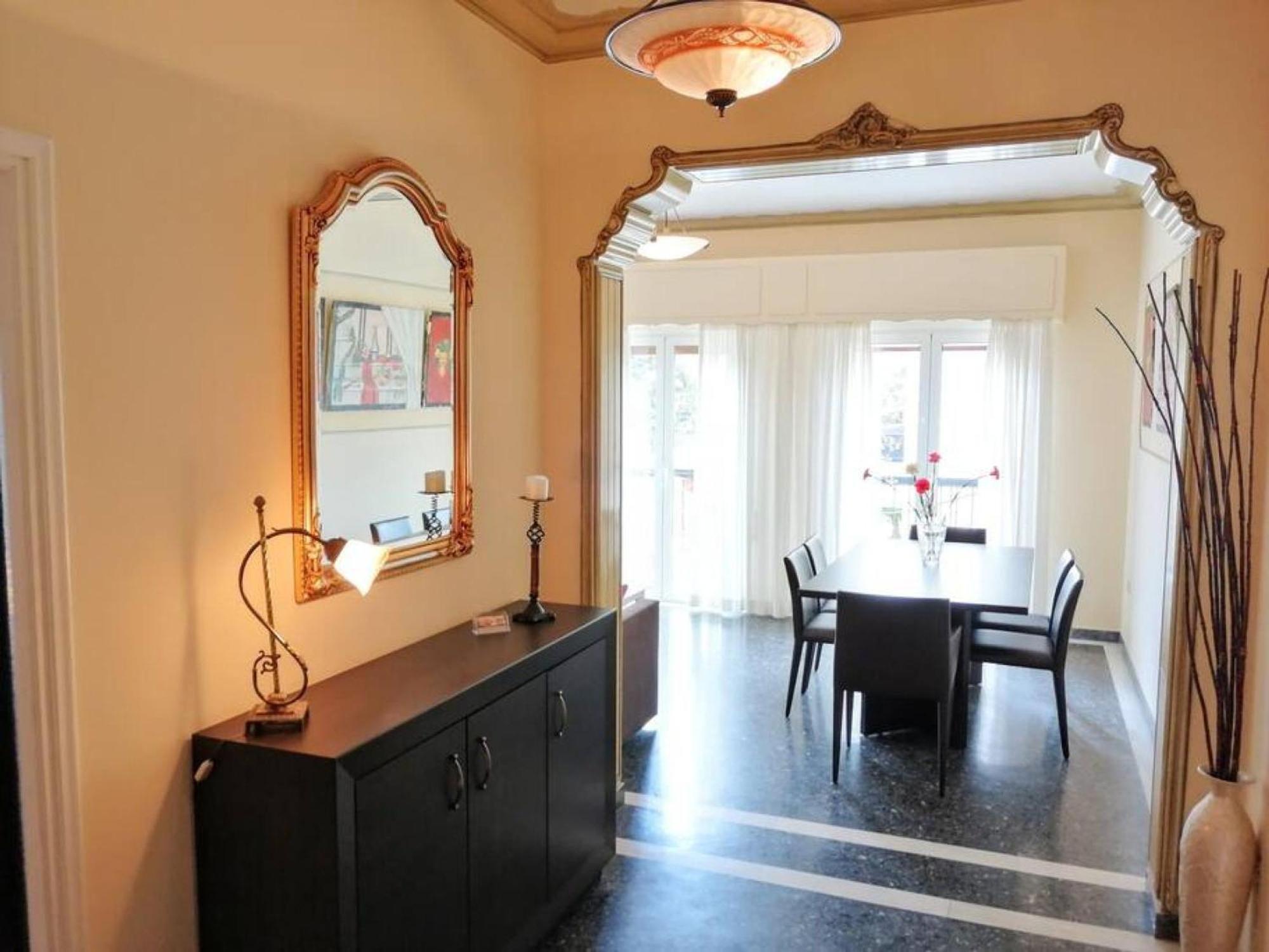 Elegant Apartment In Acropolis With Roof Garden Atenas Exterior foto