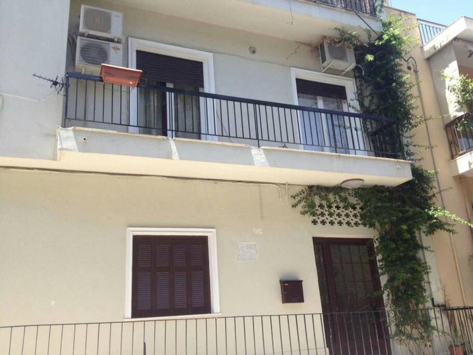 Elegant Apartment In Acropolis With Roof Garden Atenas Exterior foto